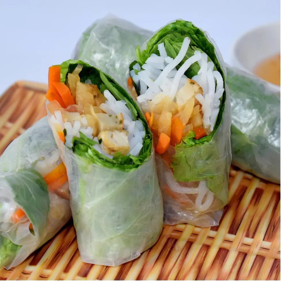 Nấu món chay ngon đãi tiệc gỏi cuốn chay